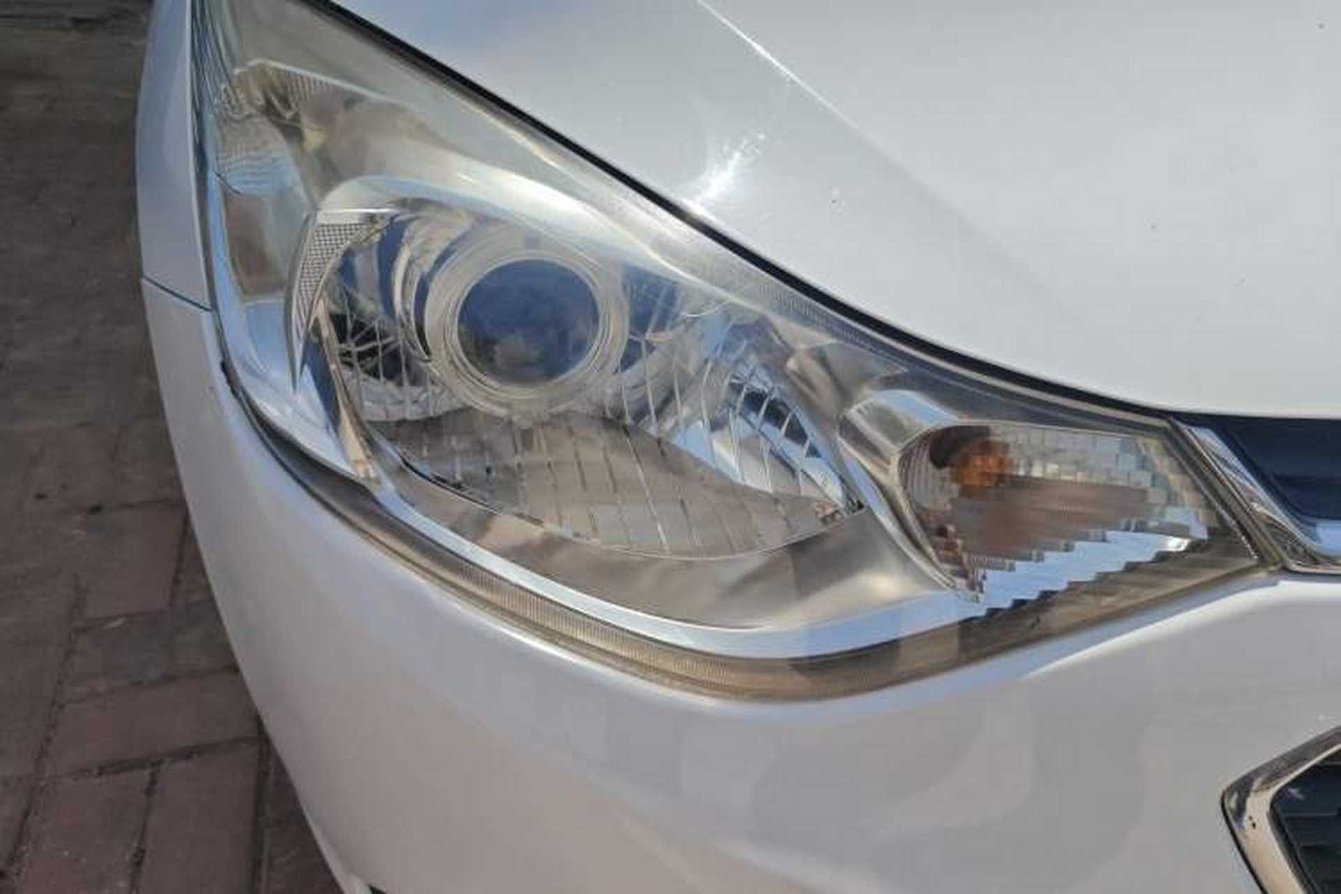 Used Chevrolet Sail 2015 Sail 3 1.5L Manual with Ideal Sunroof Edition Right Front Headlight