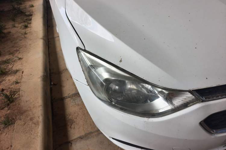 Used Chevrolet Sail 2015 Sail 3 1.3L Manual Ideal Edition Right Front Headlight