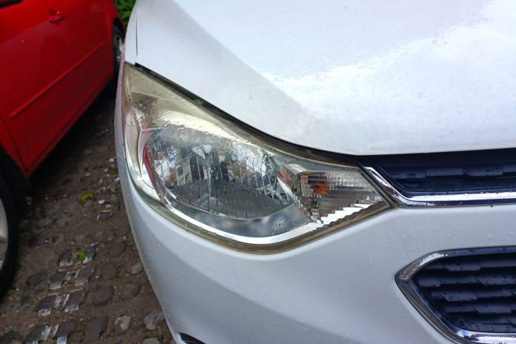 Used Chevrolet Sail 2015 Sail 3 1.3L Manual Ideal Edition Right Front Headlight