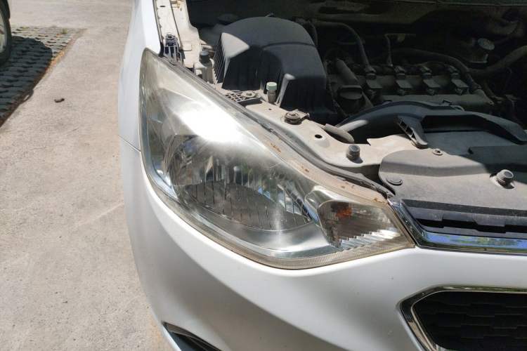Used Chevrolet Sail 2015 Sail 3 1.3L Manual Ideal Edition Right Front Headlight