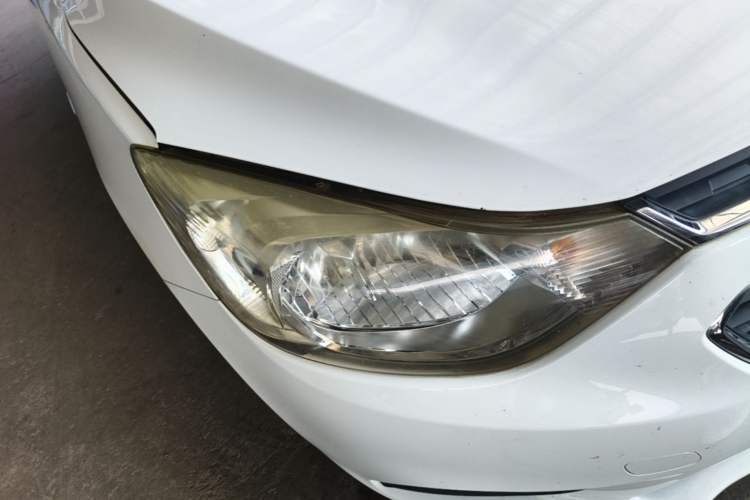 Used Chevrolet Sail 2015 Sail 3 1.3L Manual Ideal Edition Right Front Headlight