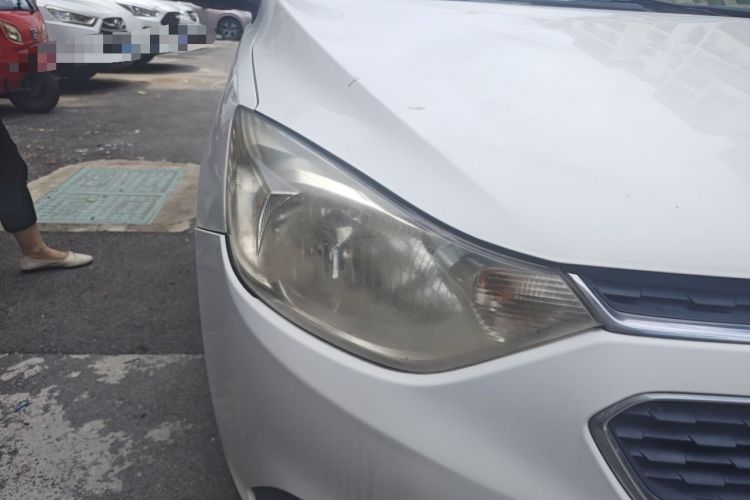 Used Chevrolet Sail 2015 Sail 3 1.5L Manual with Ideal Sunroof Edition Right Front Headlight