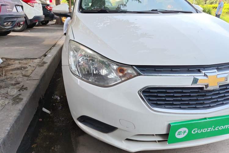 Used Chevrolet Sail 2015 Sail 3 1.5L Manual with Ideal Sunroof Edition Right Front Headlight
