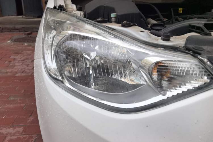 Used Chevrolet Sail 2015 Sail 3 1.3L Manual Ideal Edition Right Front Headlight