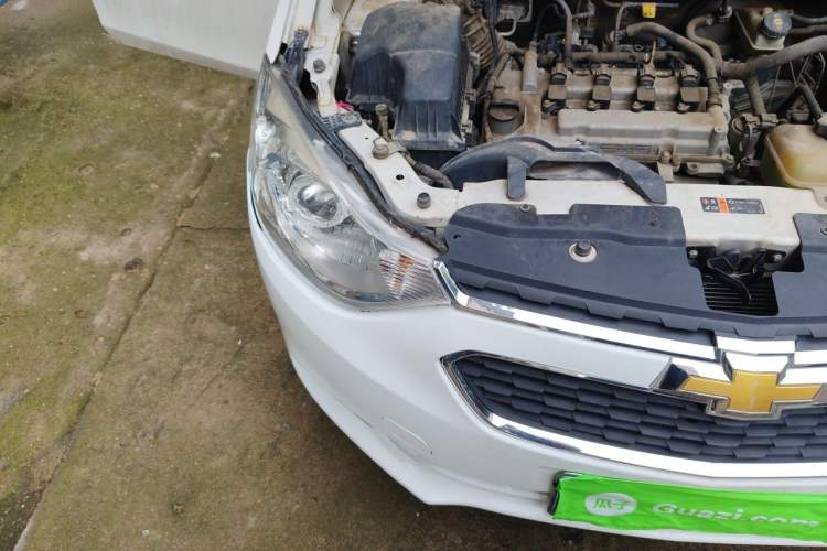 Used Chevrolet Sail 2015 Sail 3 1.3L Manual Ideal Edition Right Front Headlight