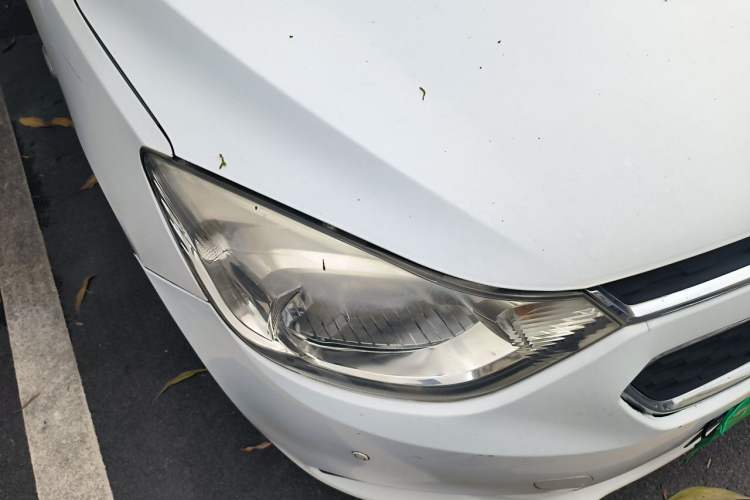 Used Chevrolet Sail 2015 Sail 3 1.5L Manual with Ideal Sunroof Edition Right Front Headlight