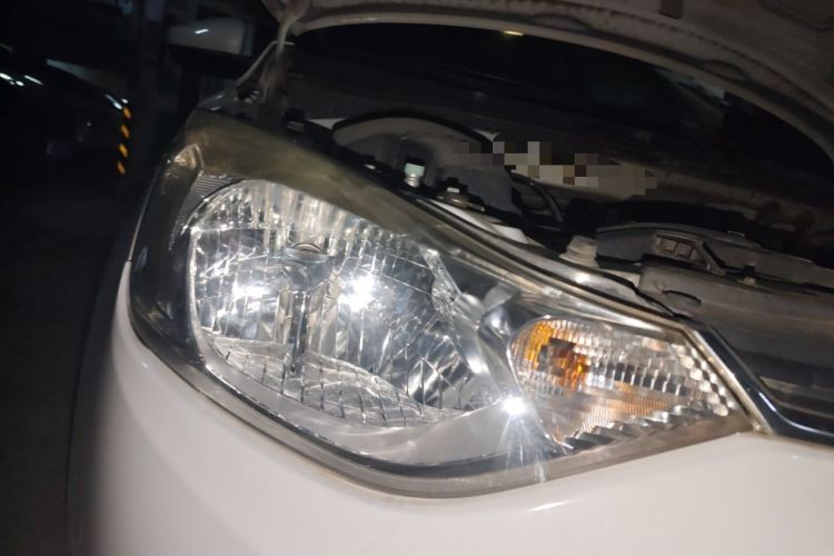 Used Chevrolet Sail 2015 Sail 3 1.5L Manual with Ideal Sunroof Edition Right Front Headlight