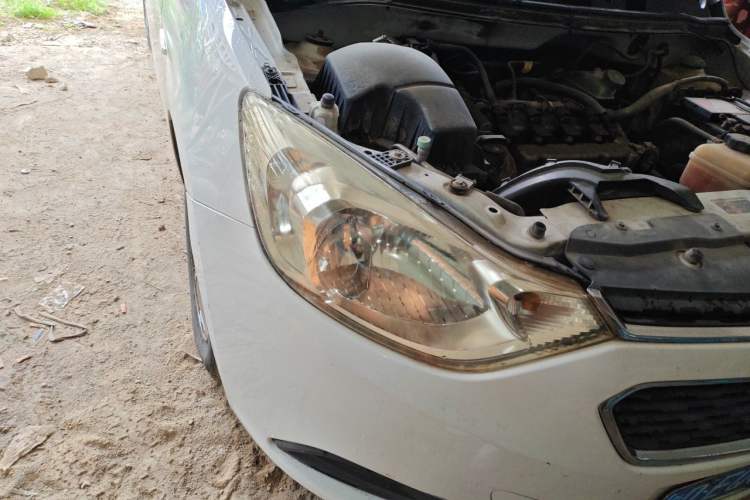 Used Chevrolet Sail 2015 Sail 3 1.3L Manual Ideal Edition Right Front Headlight