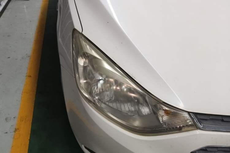 Used Chevrolet Sail 2015 Sail 3 1.3L Manual Ideal Edition Right Front Headlight