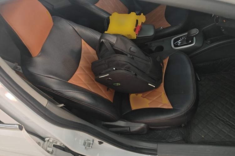 Used Chevrolet Sail 2015 Sail 3 1.3L AMT Ideal Edition Right Front Seat