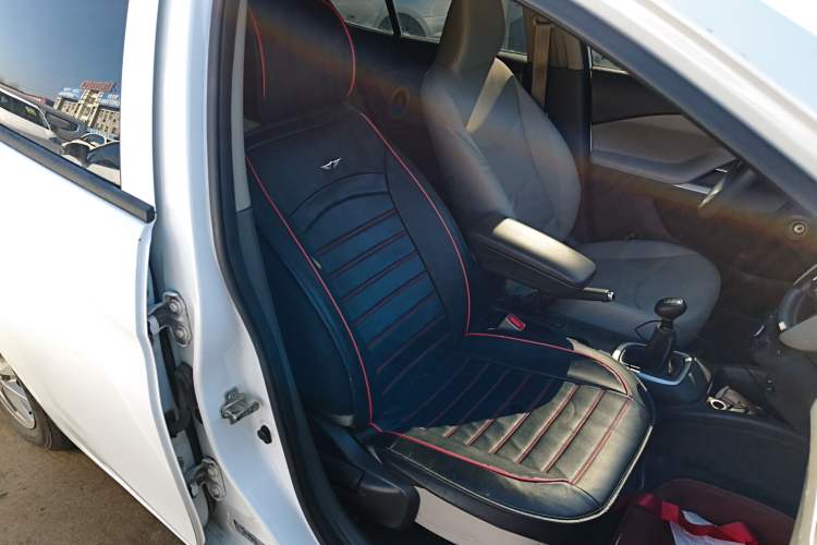 Used Chevrolet Sail 2015 Sail 3 1.5L Manual with Ideal Sunroof Edition Right Front Seat
