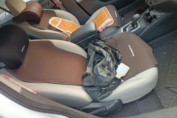 Used Chevrolet Sail 2015 Sail 3 1.3L AMT Ideal Edition Right Front Seat