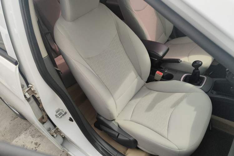 Used Chevrolet Sail 2015 Sail 3 1.5L Manual with Ideal Sunroof Edition Right Front Seat
