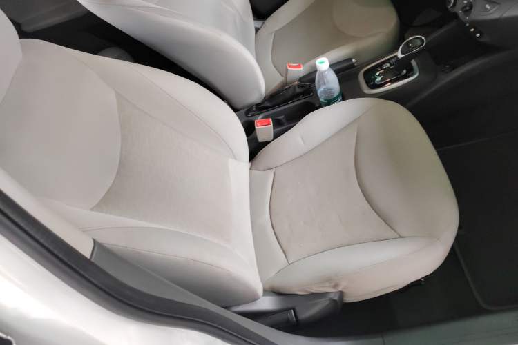 Used Chevrolet Sail 2015 Sail 3 1.3L AMT Ideal Edition Right Front Seat