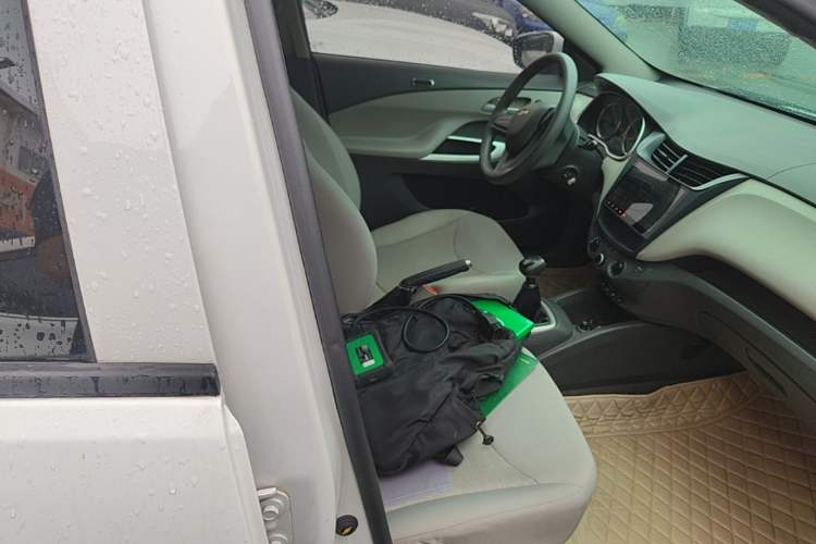 Used Chevrolet Sail 2015 Sail 3 1.3L Manual with Ideal Sunroof Edition Right Front Seat