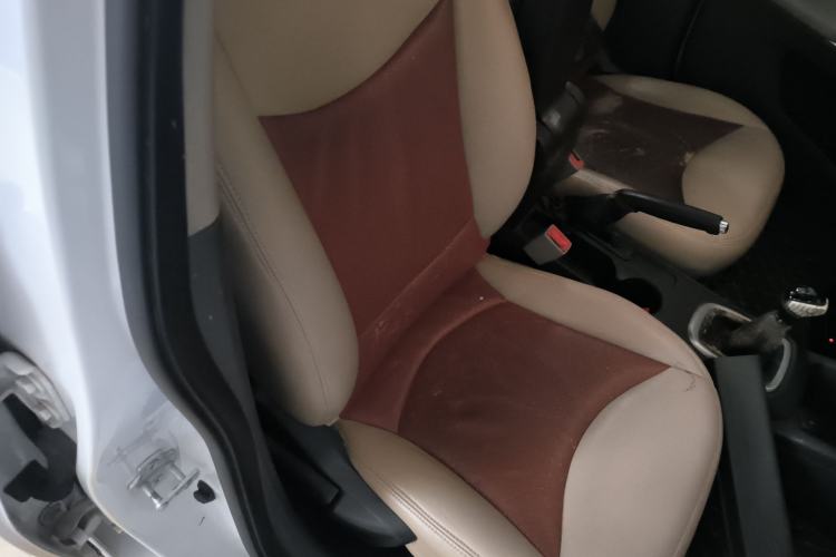 Used Chevrolet Sail 2015 Sail 3 1.5L Manual with Ideal Sunroof Edition Right Front Seat