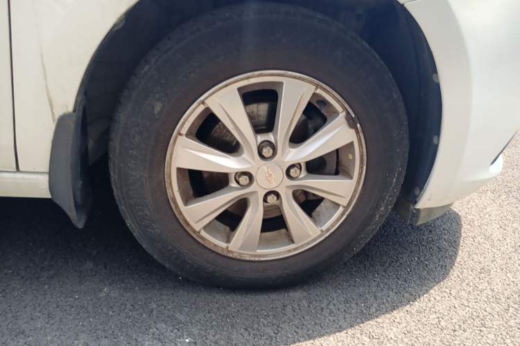Used Chevrolet Sail 2015 Sail 3 1.3L AMT Ideal Edition Right Front Wheel Hub