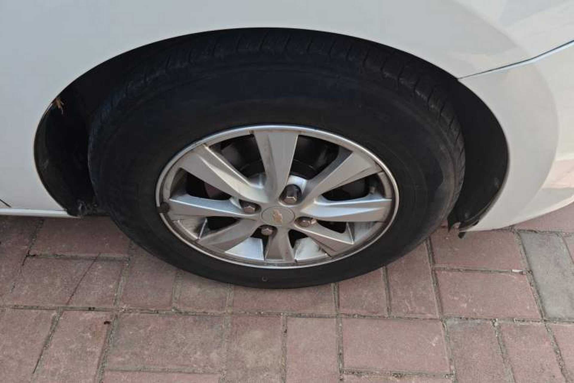 Used Chevrolet Sail 2015 Sail 3 1.5L Manual with Ideal Sunroof Edition Right Front Wheel Hub