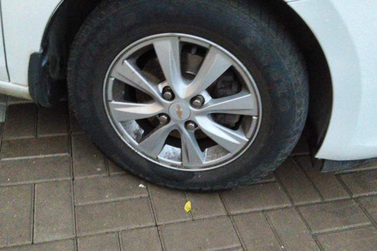 Used Chevrolet Sail 2015 Sail 3 1.3L AMT Ideal Edition Right Front Wheel Hub