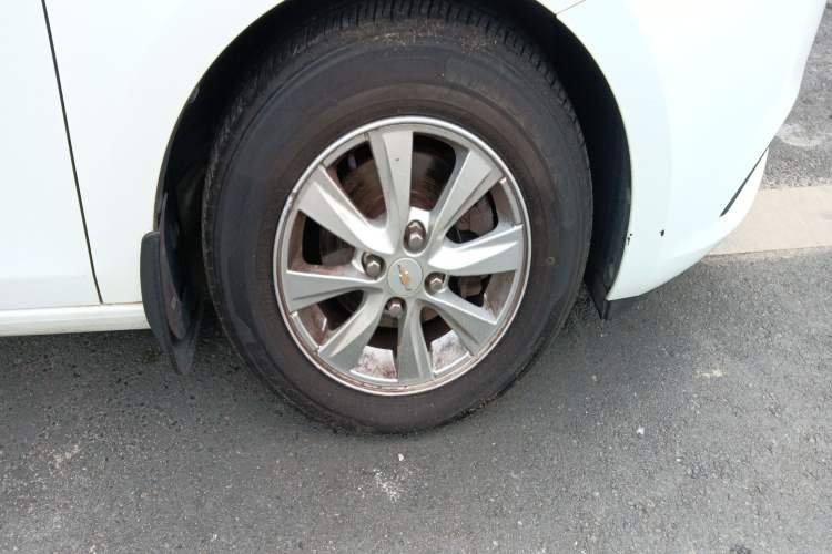 Used Chevrolet Sail 2015 Sail 3 1.3L AMT Ideal Edition Right Front Wheel Hub
