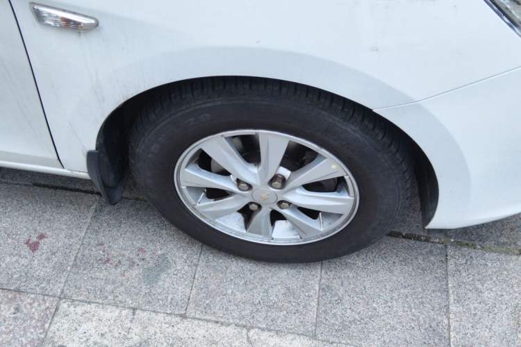 Used Chevrolet Sail 2015 Sail 3 1.3L AMT Ideal Edition Right Front Wheel Hub