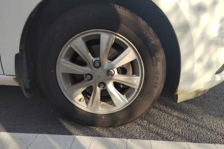 Used Chevrolet Sail 2015 Sail 3 1.3L AMT Ideal Edition Right Front Wheel Hub