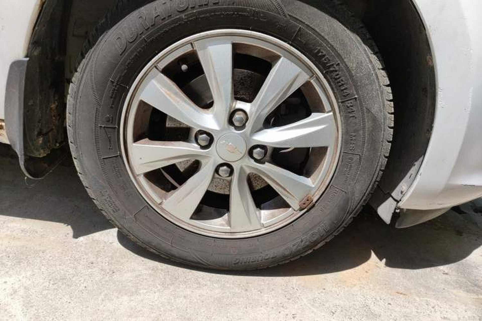 Used Chevrolet Sail 2015 Sail 3 1.3L Manual Ideal Edition Right Front Wheel Hub