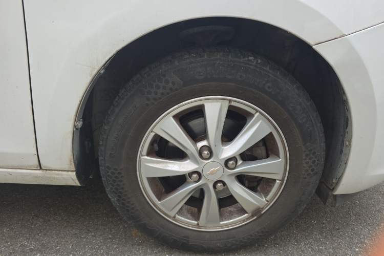 Used Chevrolet Sail 2015 Sail 3 1.3L AMT Ideal Edition Right Front Wheel Hub