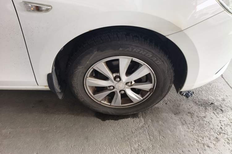 Used Chevrolet Sail 2015 Sail 3 1.3L Manual Ideal Edition Right Front Wheel Hub
