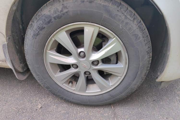 Used Chevrolet Sail 2015 Sail 3 1.3L AMT Ideal Edition Right Front Wheel Hub