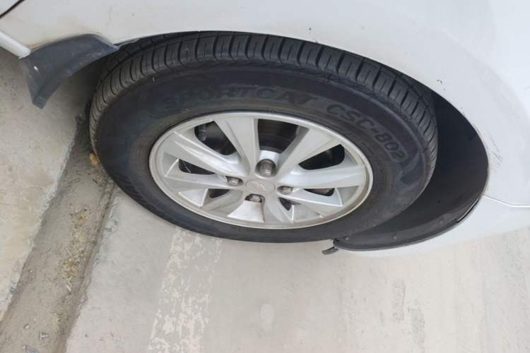 Used Chevrolet Sail 2015 Sail 3 1.3L AMT Ideal Edition Right Front Wheel Hub