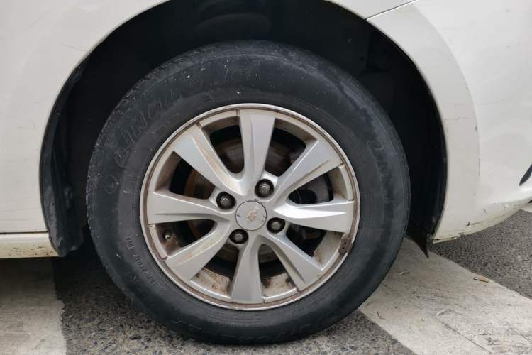 Used Chevrolet Sail 2015 Sail 3 1.3L AMT Ideal Edition Right Front Wheel Hub