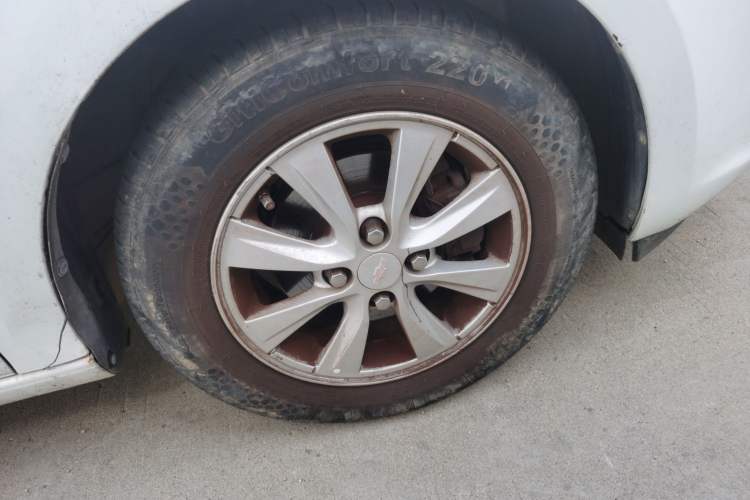 Used Chevrolet Sail 2015 Sail 3 1.3L Manual Ideal Edition Right Front Wheel Hub