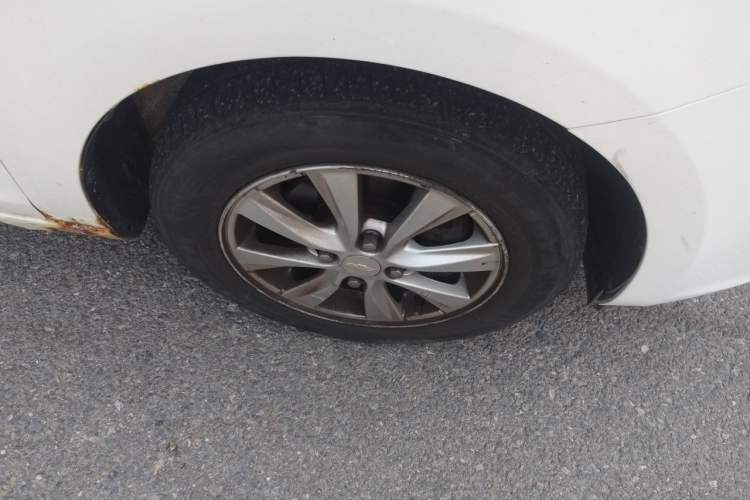 Used Chevrolet Sail 2015 Sail 3 1.3L AMT Ideal Edition Right Front Wheel Hub