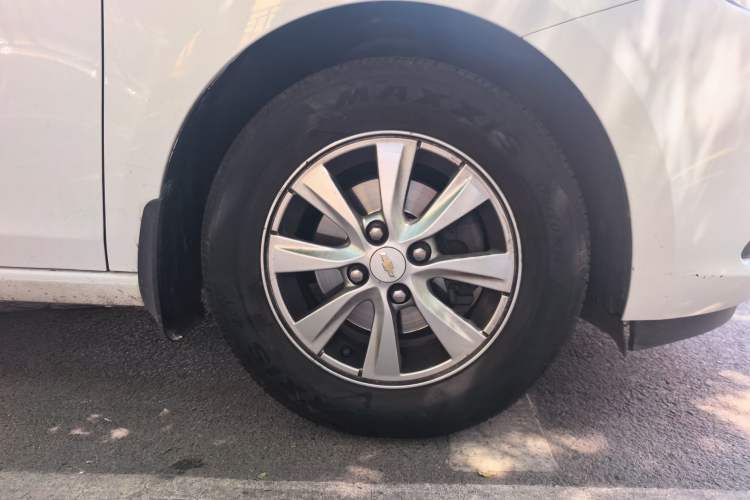 Used Chevrolet Sail 2015 Sail 3 1.3L AMT Ideal Edition Right Front Wheel Hub