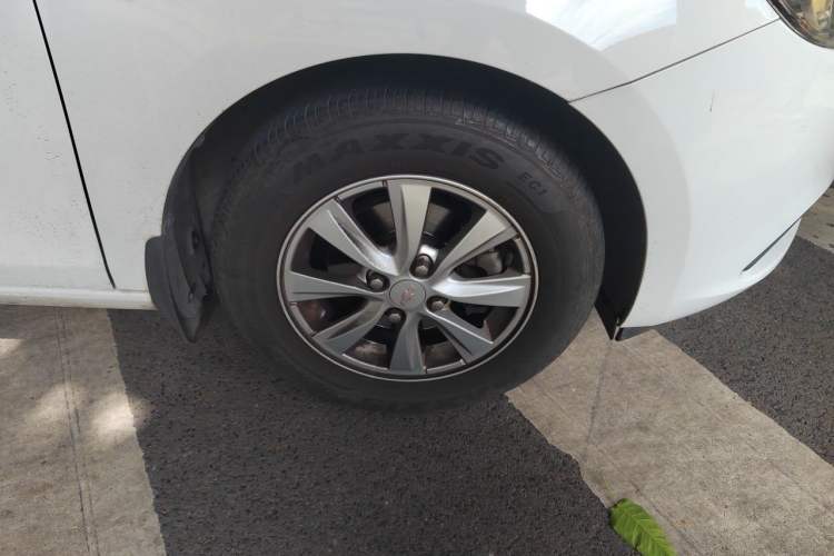 Used Chevrolet Sail 2015 Sail 3 1.3L AMT Ideal Edition Right Front Wheel Hub