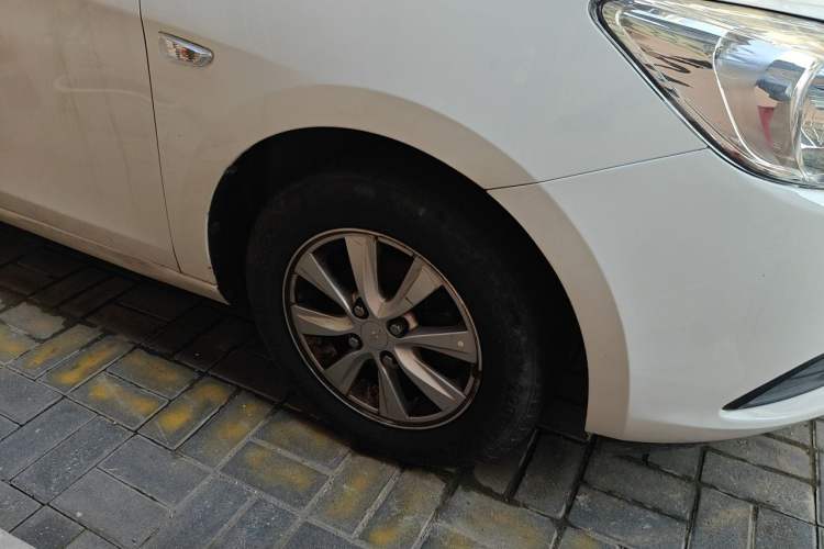 Used Chevrolet Sail 2015 Sail 3 1.3L AMT Ideal Edition Right Front Wheel Hub