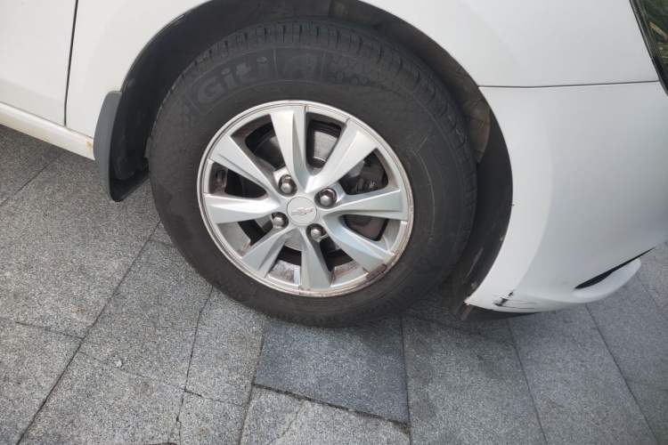 Used Chevrolet Sail 2015 Sail 3 1.3L AMT Ideal Edition Right Front Wheel Hub