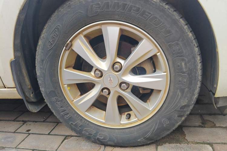 Used Chevrolet Sail 2015 Sail 3 1.3L Manual Ideal Edition Right Front Wheel Hub