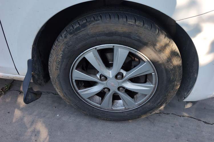 Used Chevrolet Sail 2015 Sail 3 1.3L AMT Ideal Edition Right Front Wheel Hub