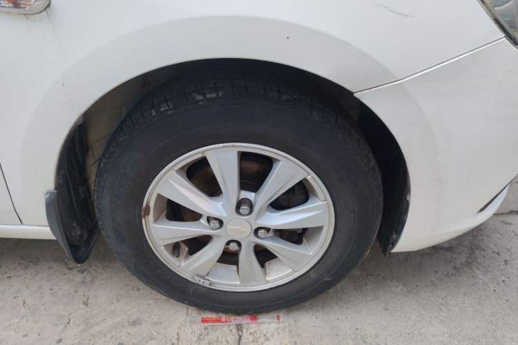 Used Chevrolet Sail 2015 Sail 3 1.3L Manual Ideal Edition Right Front Wheel Hub