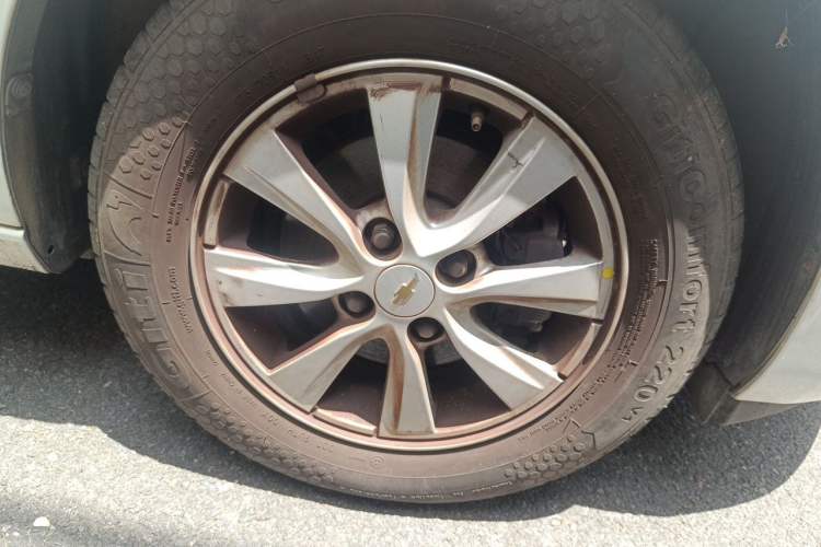 Used Chevrolet Sail 2015 Sail 3 1.3L Manual Ideal Edition Right Front Wheel Hub