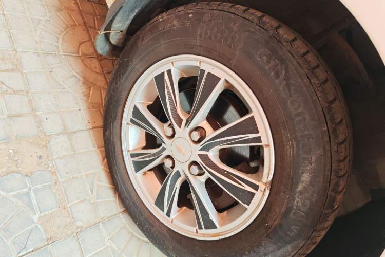 Used Chevrolet Sail 2015 Sail 3 1.3L Manual Ideal Edition Right Front Wheel Hub