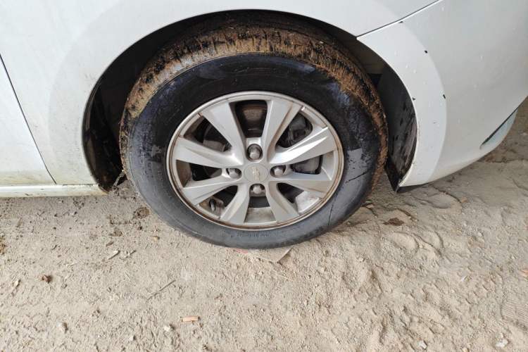 Used Chevrolet Sail 2015 Sail 3 1.3L Manual Ideal Edition Right Front Wheel Hub