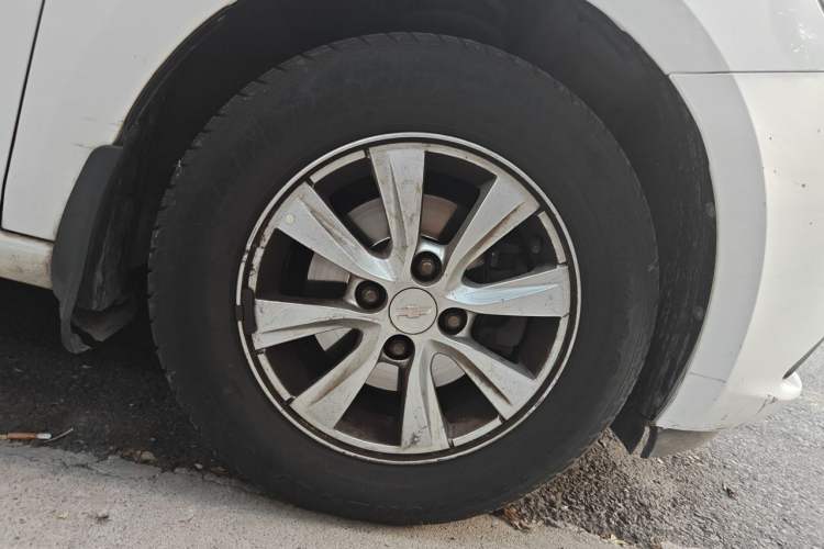 Used Chevrolet Sail 2015 Sail 3 1.3L AMT Ideal Edition Right Front Wheel Hub