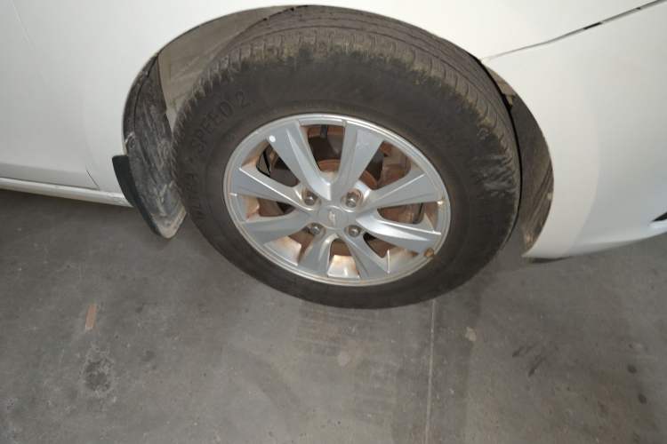 Used Chevrolet Sail 2015 Sail 3 1.3L Manual Ideal Edition Right Front Wheel Hub