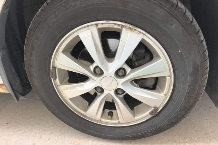 Used Chevrolet Sail 2015 Sail 3 1.3L Manual Ideal Edition Right Front Wheel Hub