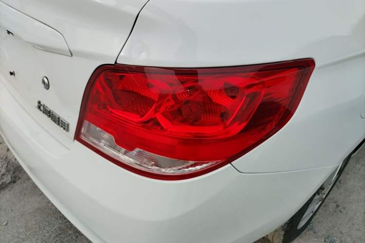 Used Chevrolet Sail 2015 Sail 3 1.5L Manual with Ideal Sunroof Edition Right Rear Taillight