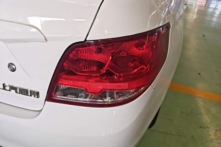 Used Chevrolet Sail 2015 Sail 3 1.5L Manual with Ideal Sunroof Edition Right Rear Taillight