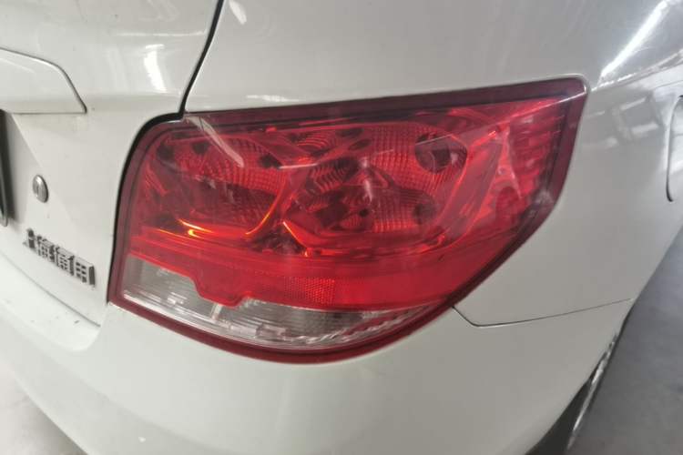 Used Chevrolet Sail 2015 Sail 3 1.5L Manual with Ideal Sunroof Edition Right Rear Taillight